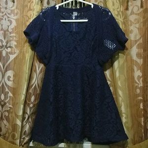 Girls lace dress
